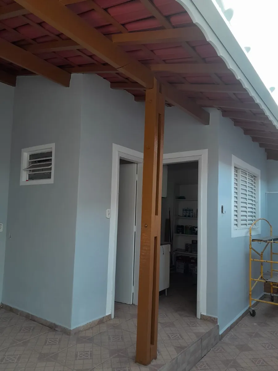Varanda e beirais pintados